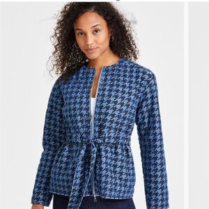 Anne Klein Quilted Herringbone tie-waist jacket. Size M.